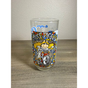 1981 McDonald's MISS PIGGY The Great Muppet Caper Motorcycle Collector Glass